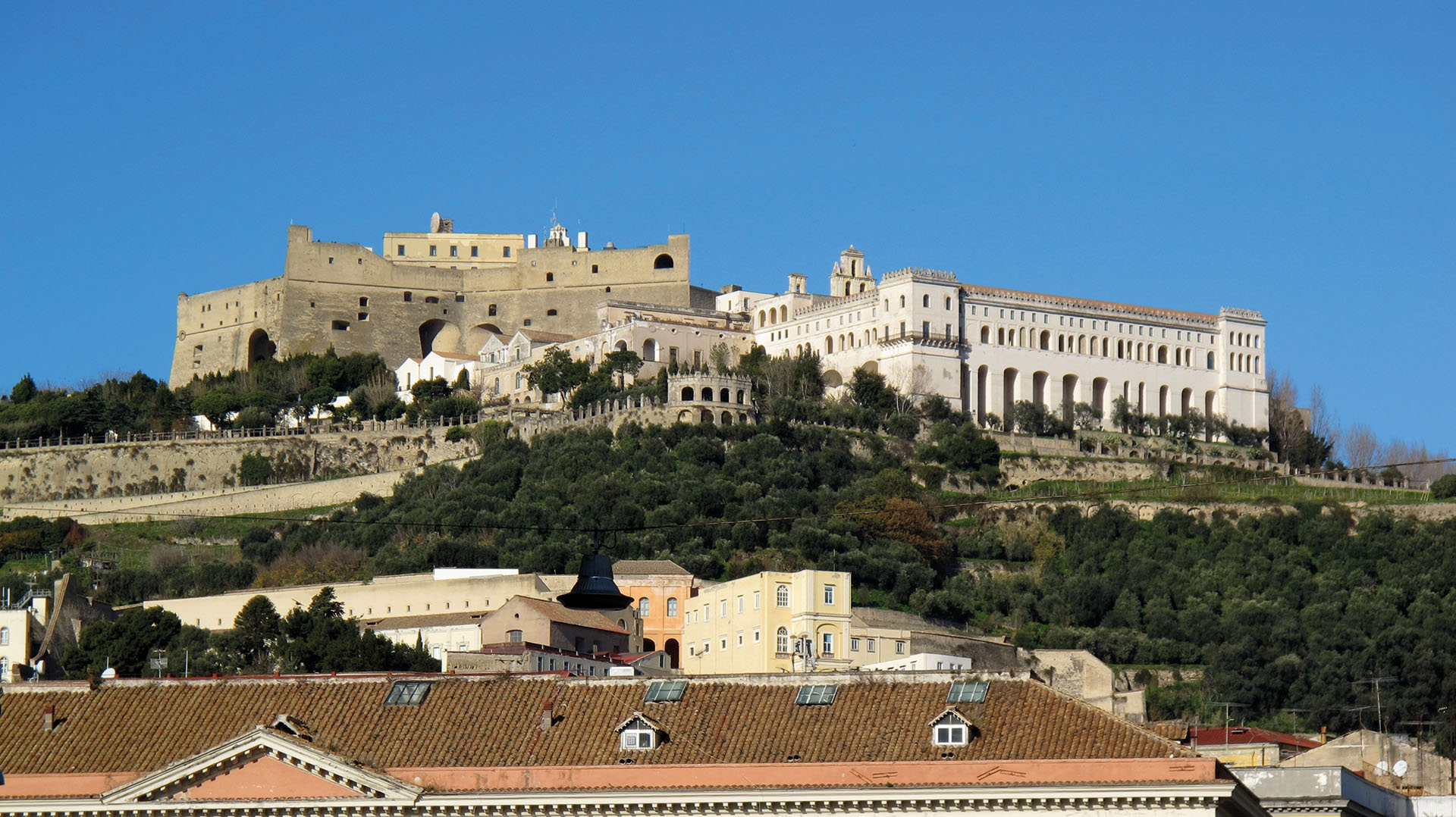 Certosa di san martino e castel sant'elmo panorama napoli