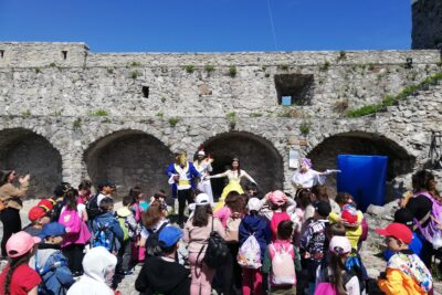 castello arechi spettacolo la bella e la bestia