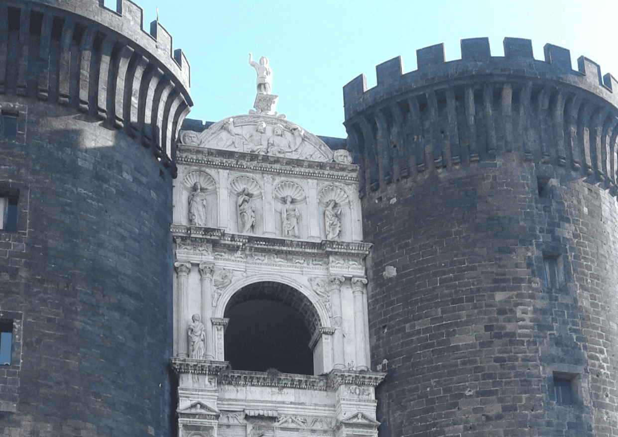 castel-nuovo-maschio-angioino